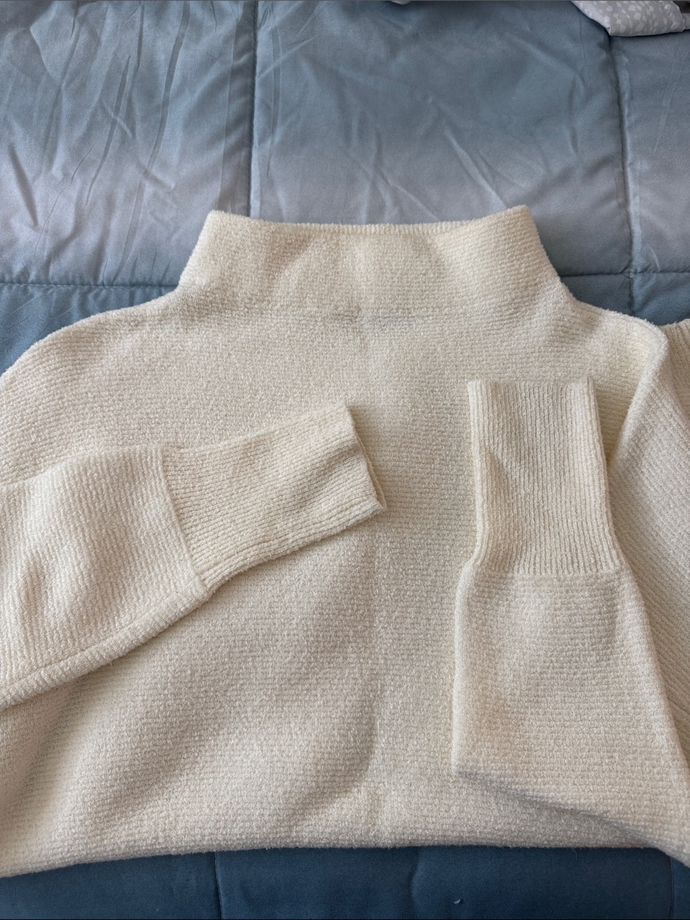 Cream Knit Sweater - Women's Cozy Pullover